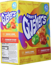 Load image into Gallery viewer, Betty Crocker Fruit Gushers Snacks Net Wt (42 Count/0.8 Oz Net Wt 33.6 Oz), 33.6 Ounces
