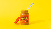 Load image into Gallery viewer, REESE&#39;S Smooth Traditional Peanut Butter Spread, 500g Jar
